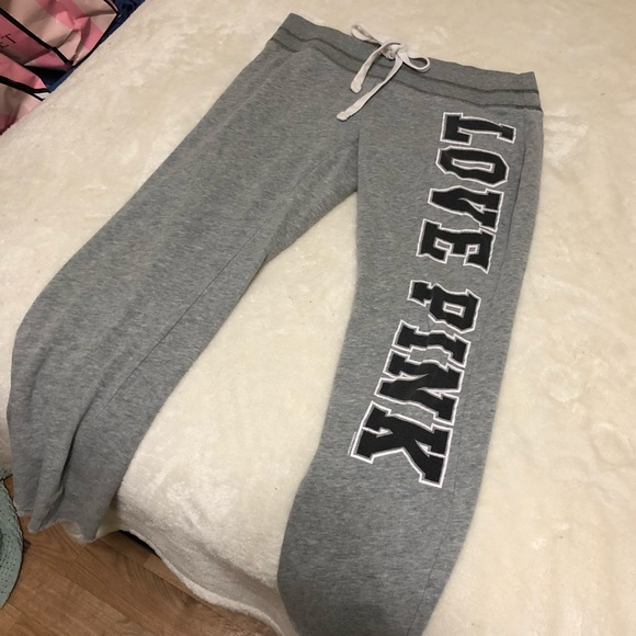 PINK Victoria's Secret Pants - Adorable “Love PINK” crop sweatpants